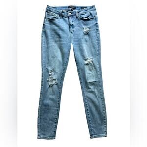 Judy Blue Light Blue Distressed Skinny Jeans